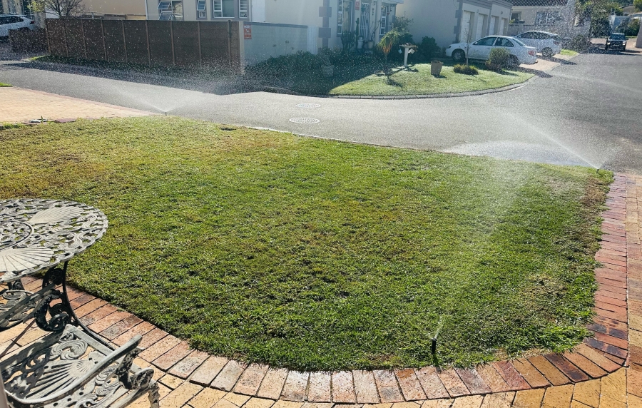 3 Bedroom Property for Sale in Sonstraal Heights Western Cape